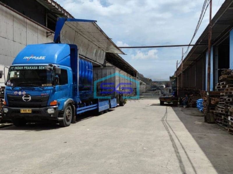 Disewakan Gudang Bagus Luas 1100m2 di Cakung Jakarta Timur Dekat Tol
