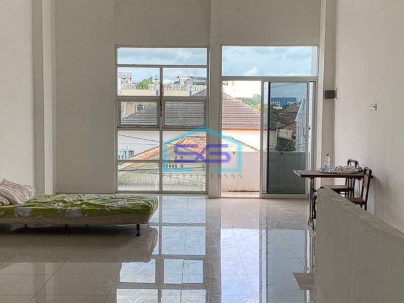 Dijual Ruko 3 Lantai dengan Lokasi Strategis di Jalan Dwikora, Palembang Luas 300m2