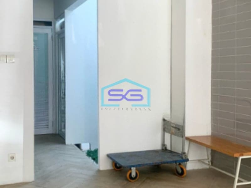 Dijual Ruko 3 Lantai Luas Tanah 171 m² Lokasi Bebas Banjir di Gading Serpong Tangerang