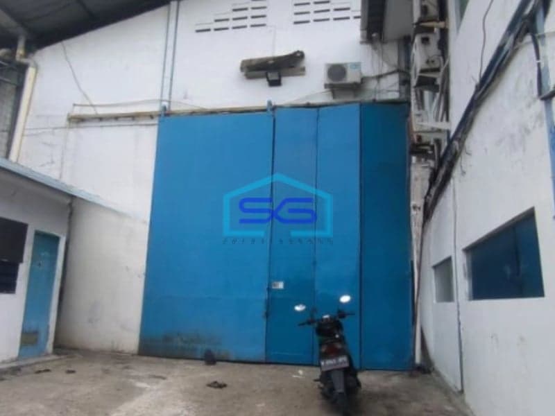 Disewakan Gudang Luas Bangunan 360 m² Siap Pakai Lokasi Strategis di Jakarta Barat