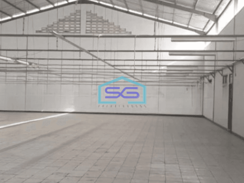 Disewakan Gudang Akses Container Luas Tanah 1000 m² di Holis Cigondewah Bandung