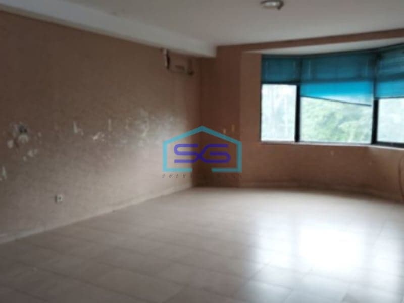 Dijual Ruko 3,5 Lantai Di Pluit Jakarta Utara Tinggi Dari Jalanan Dekat Akses Tol LB 225m2