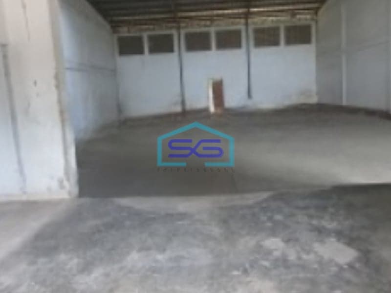 Disewakan Gudang Ada Loading Dock Luas Tanah  600 m² Lokasi di Jakarta Utara