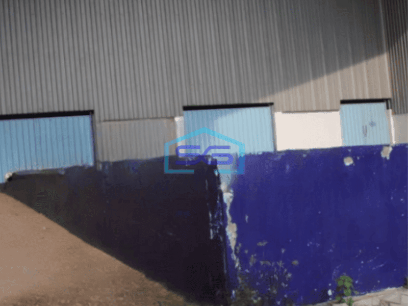 Disewakan Gudang Luas Bangunan 4049 m2 Lokasi Margomulyo Surabaya