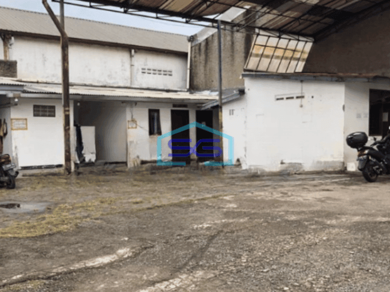Disewakan Gudang Akses Container Luas Tanah 1000 m² di Holis Cigondewah Bandung