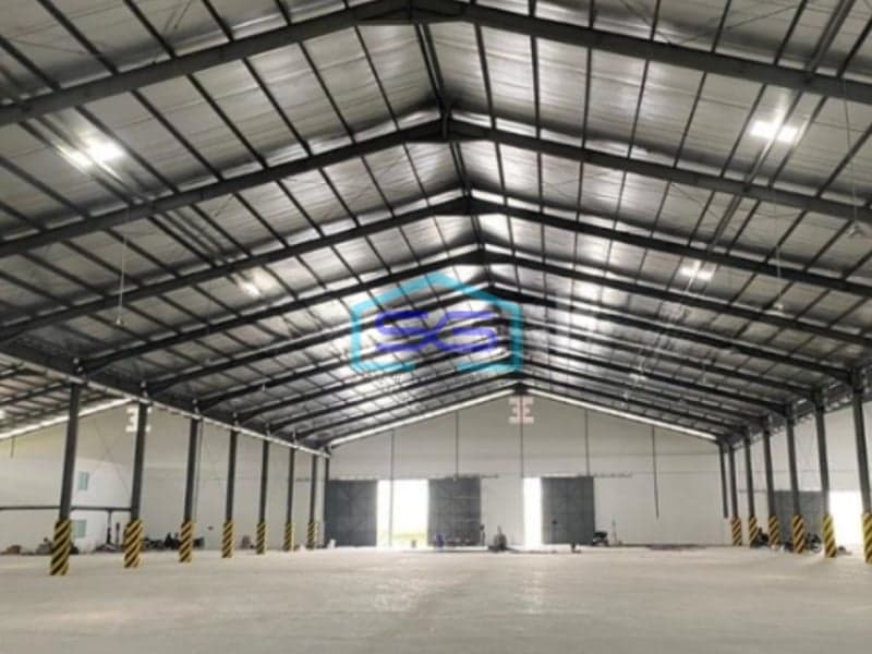 Disewakan Gudang Zona Industri Lokasi Gatot Subroto Semarang Luas Bangunan 10300m2