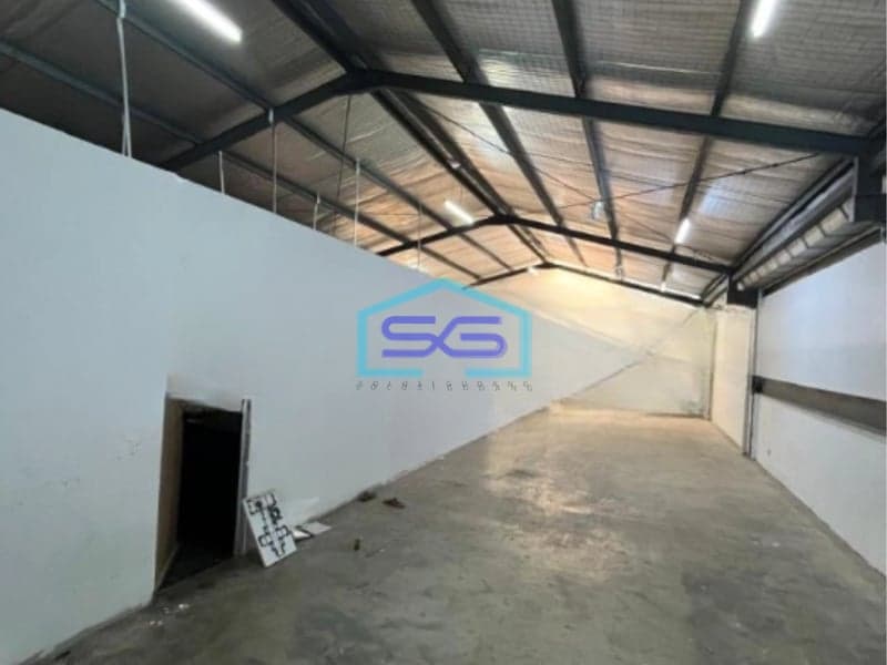 Disewakan Gudang Ada Lift Barang Luas Tanah  240 m² di Pantai Indah Kapuk Jakarta Utara