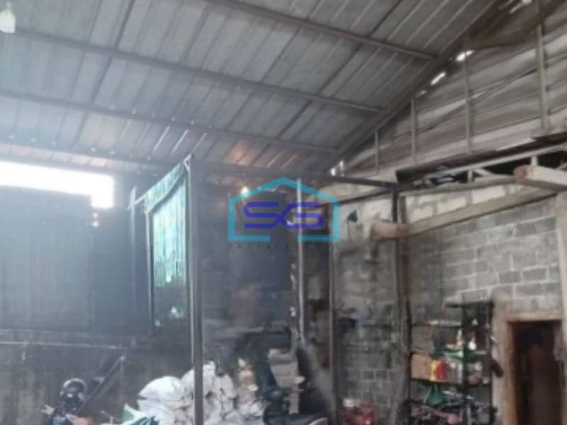 Dijual Gudang Luas Tanah  444 m² Lokasi Strategis di Ciawi Bogor