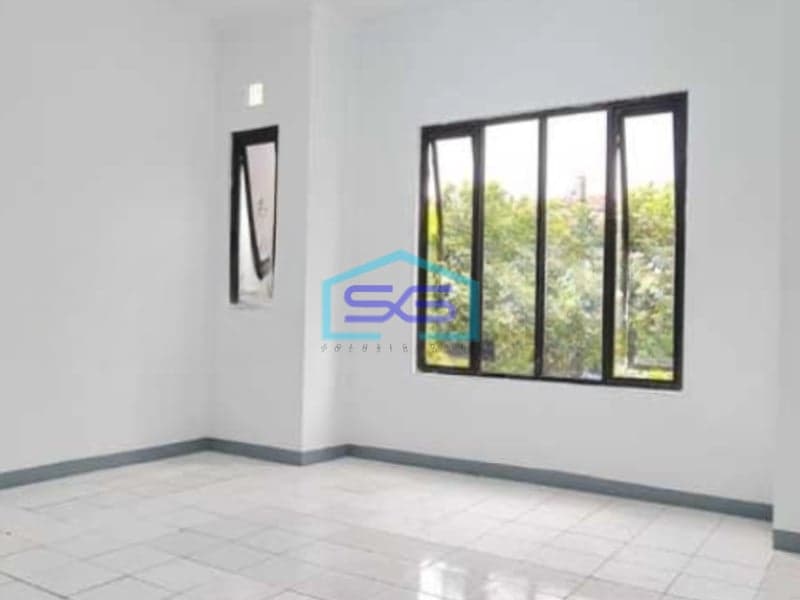 Dijual Ruko 2 Lantai Luas Bangunan 160 m² Lokasi Taman Holis Indah Bandung