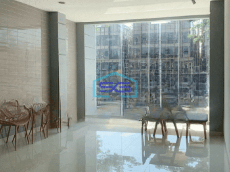 Disewakan Ruko 3 Lantai Luas Bangunan  400 m² di Gading Serpong Tangerang