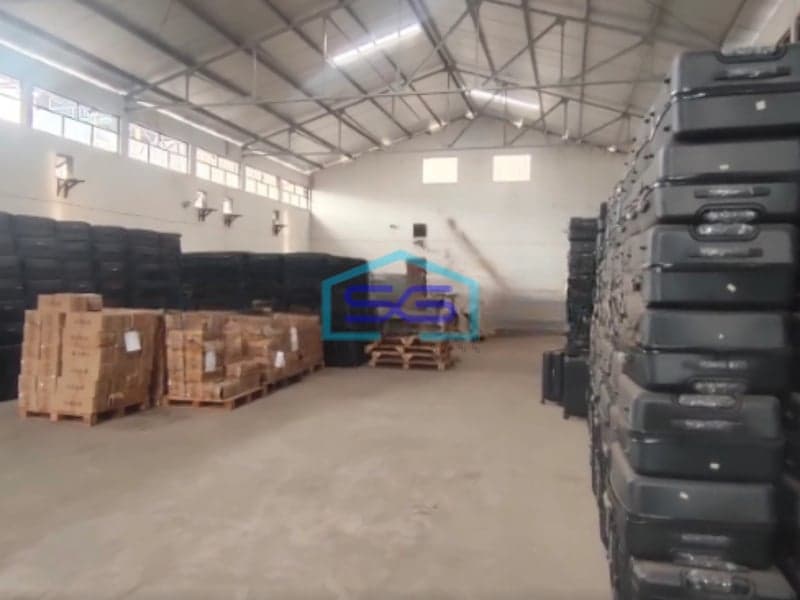 Di Jual Cepat Gudang Ex Pabrik Di Cibaligo Kondisi Sdh Renovasi Leuwi Gajah, Cimahi Luas Bangunan  6500 m²