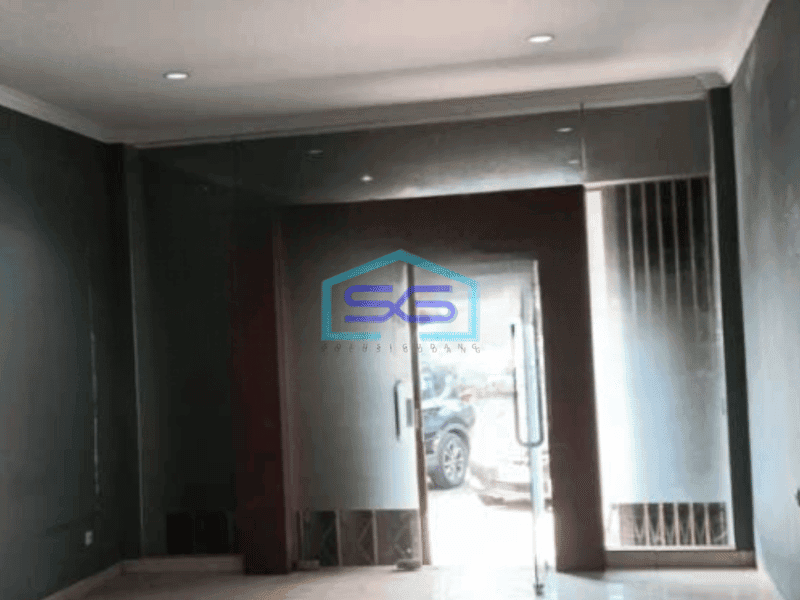 Disewakan Ruko Luas Bangunan 100 m² di Kelapa Gading Jakarta Utara