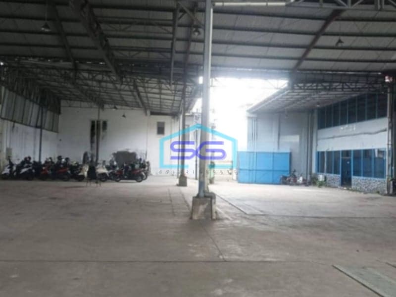 Dijual Ex Pabrik Karoseri + Kantor Siap Beroperasi Cibinong Bogor LT 4800m2