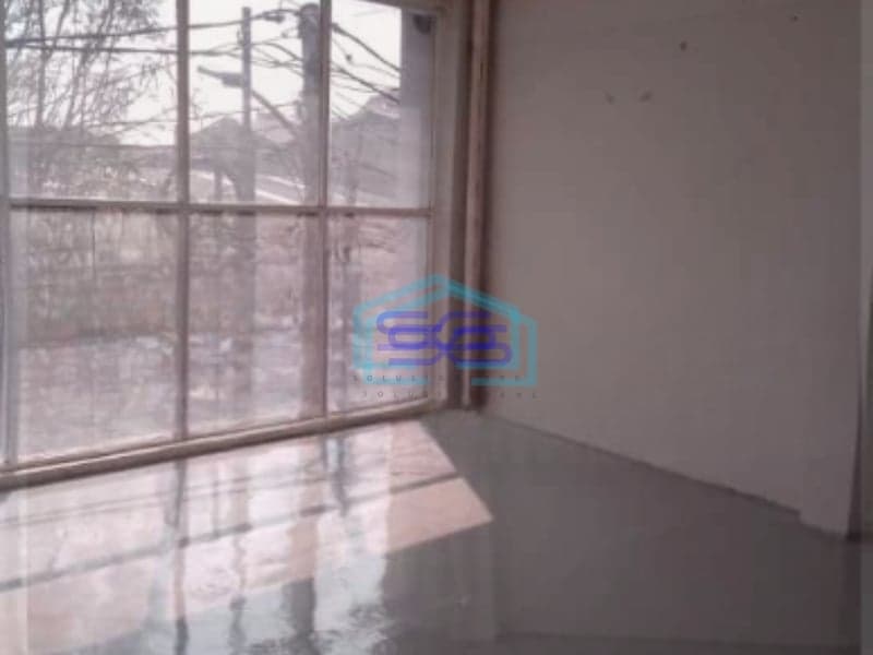 Disewakan Gudang Luas Bangunan  300 m² Lokasi di Kalideres Jakarta Barat