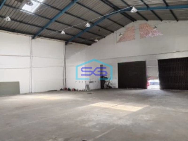 Dijual Gudang Ada Kantor Luas Tanah 725 m² Lokasi Cikokol Tangerang