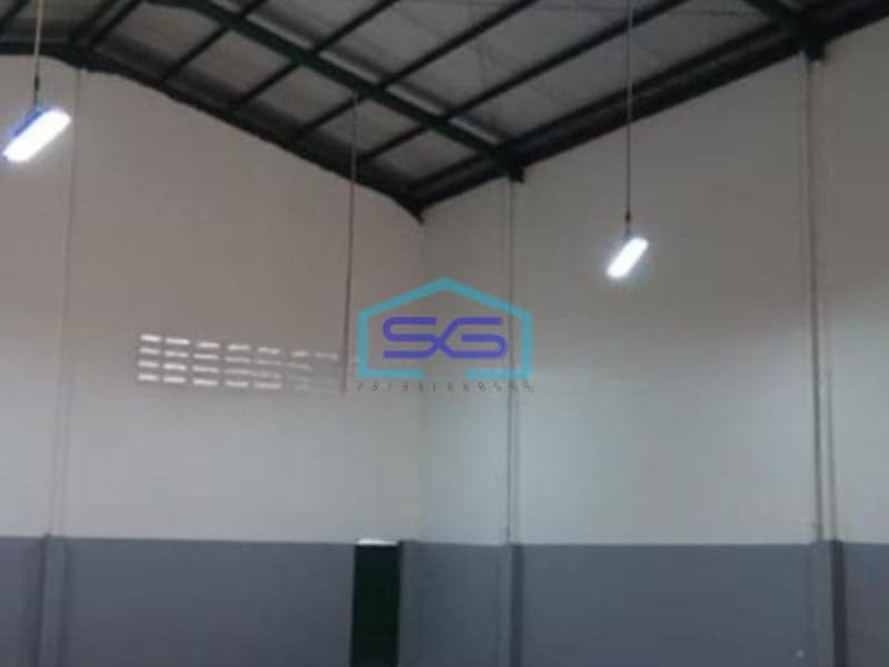Disewakan Gudang Ada Kantor Luas Tanah  432 m² Lokasi di Cakung Jakarta Timur