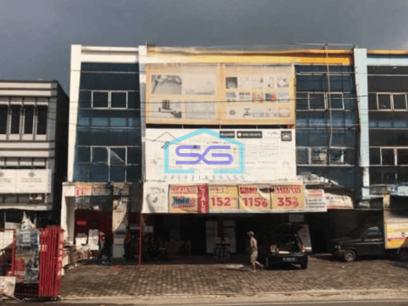 Dijual Ruko pinggir jalan raya Cibuluh Cibinong Bogor Luas Tanah 138 m²