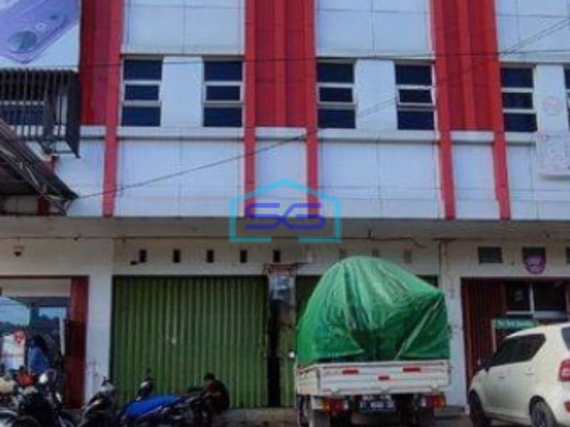 Disewakan Ruko 3 Lantai Lokasi Sangat Strategis di Balikpapan LB 480m2