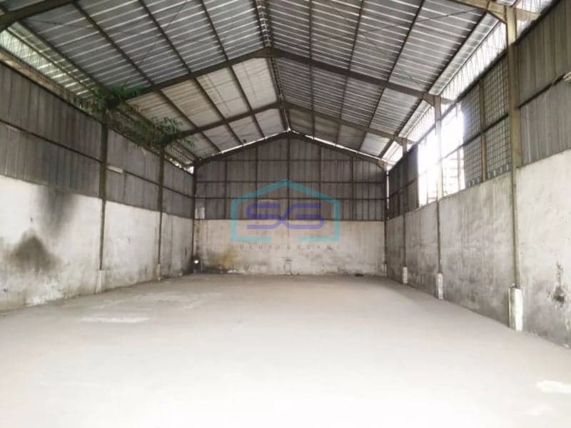 Disewakan gudang di narogong luas 330m