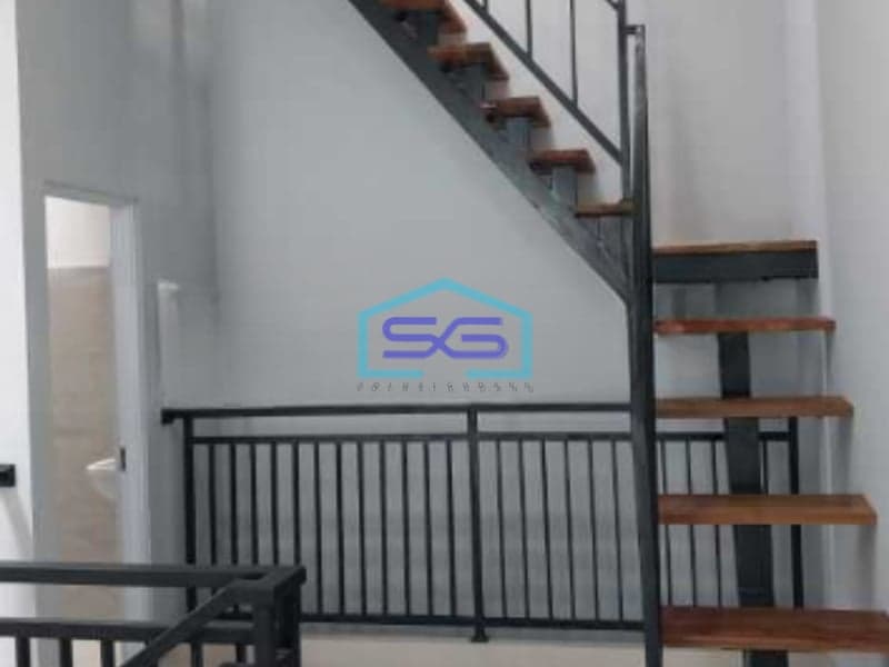 Dijual Ruko Pinggir Jalan Harapan indah Bekasi Luas Tanah 100 m²