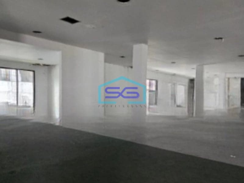 Dijual Cepat Tanah Lokasi Strategis Luas 2180 m² di S Parman Jakarta Barat