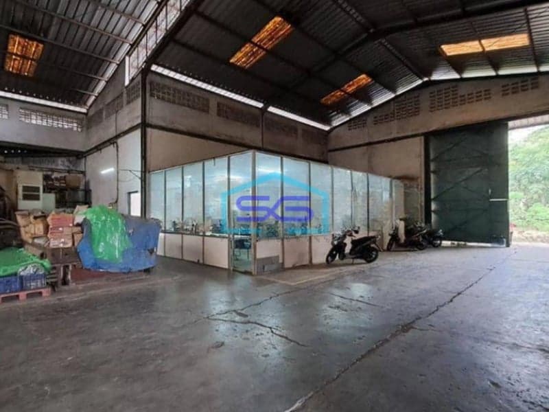 Dijual Gudang/Pabrik Murah di Mainroad Jl.Soreang - Cipatik Bandung LT 3020m2