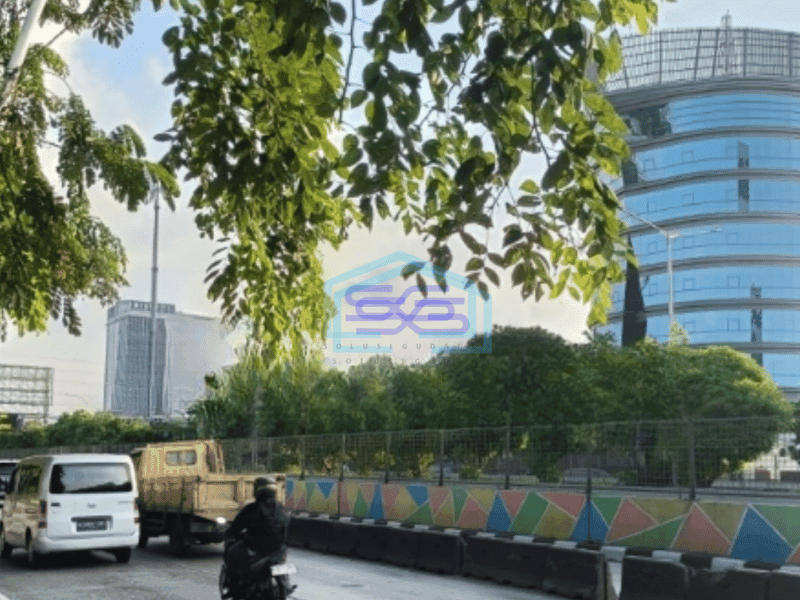 Disewakan Tanah di Yos Sudarso Jakarta Utara 4.380 M2 Full Paving