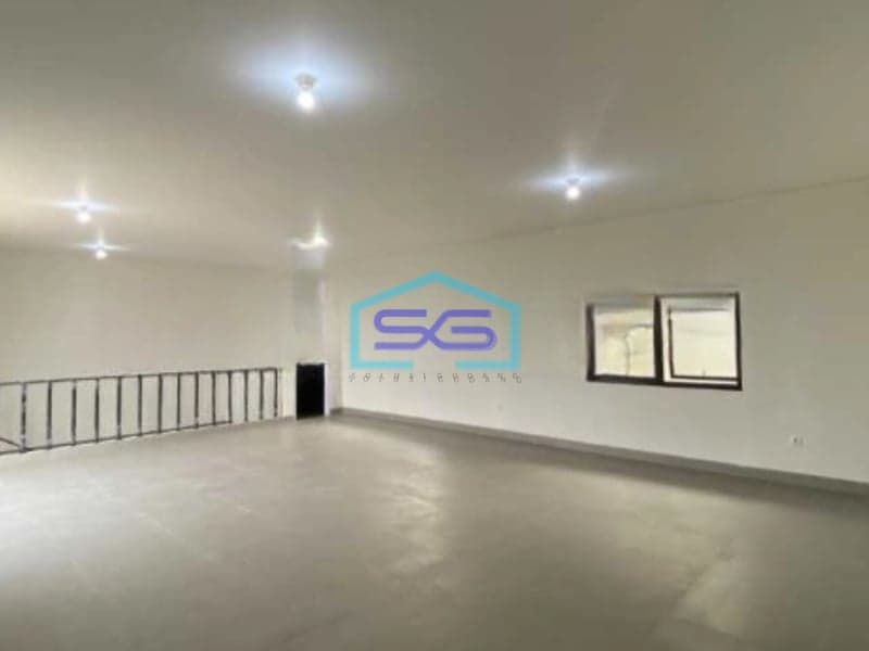 Disewakan Gudang Luas Tanah 429 m2 Lokasi Bebas Banjir di Jakarta Barat