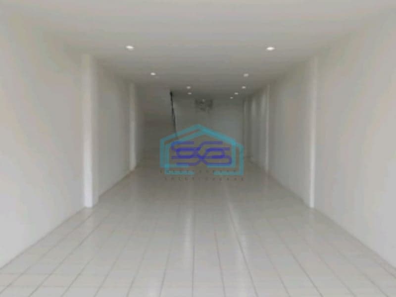 Disewakan Ruko Strategis Hasyim Ashari Jakarta Pusat 4lt& Roof top Gambir Luas Bangunan  384 m²