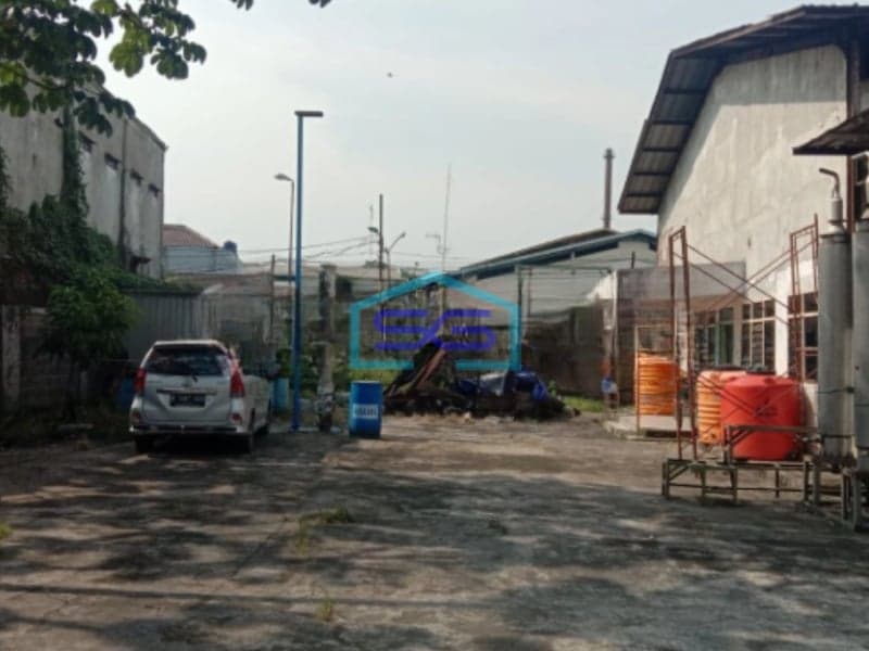Disewakan Gudang di Jl. Imam Bonjol Karawaci Tangerang Butuh Renovasi SHM LT 4585m2