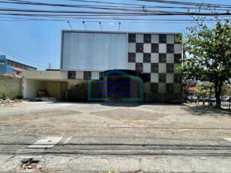 Disewakan Ruang Usaha Lokasi Sangat Strategis di Jajar, Laweyan Jawa Tengah LB 419m2