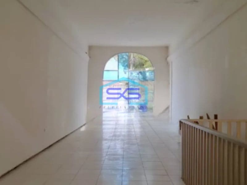 Disewakan Ruko Strategis Tengah Kota di Jl Pahlawan Trip Klojen Malang LB 170m2