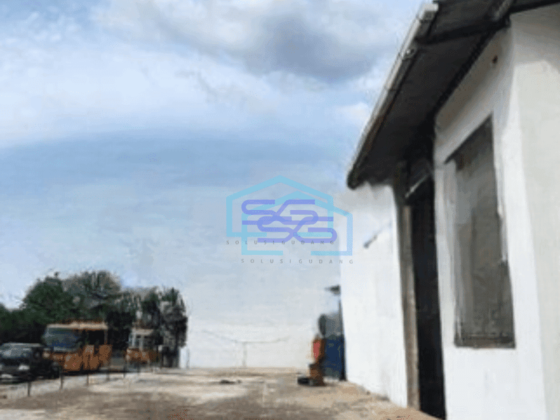 Dijual Gudang Lokasi Pinggir Jalan Utama di Jakarta Barat