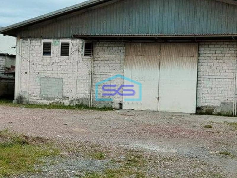 Disewakan gudang Jurumudi Dalam Satu Area Dan Satu Gerbang Utama Kalideres Jakarta Barat Ada 4 Gudang Luas 2100m2