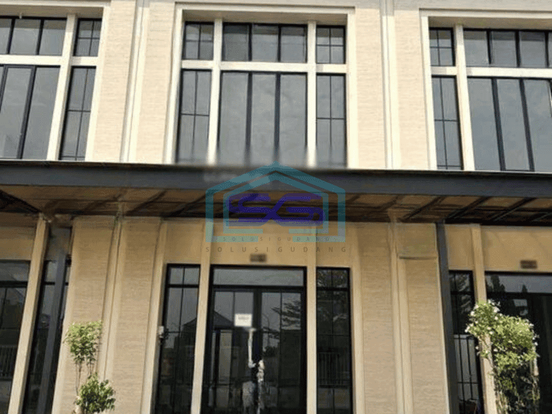 Disewakan Ruko Mewah 2Lt Nuansa Eropa di Wiyung Surabaya Barat