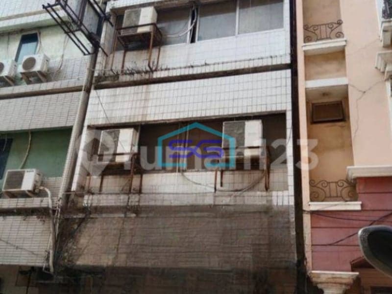 Dijual Ruko di Hayam Wuruk Jakarta Pusat Luas Bangunan 300 m²