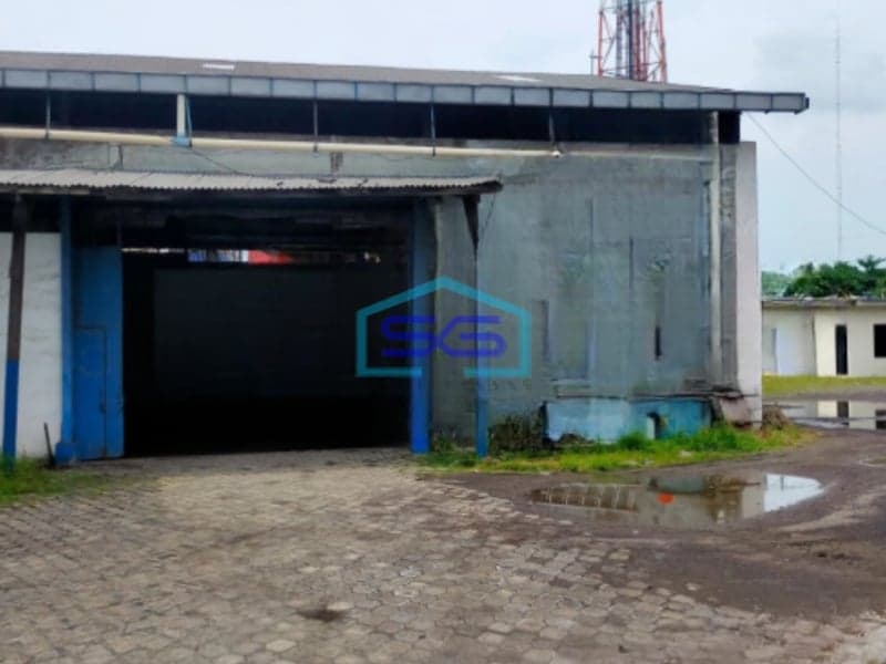 Dijual Gudang Siap Huni Lokasi Bebas Banjir Luas Tanah  2100 m² di Kalianak Surabaya
