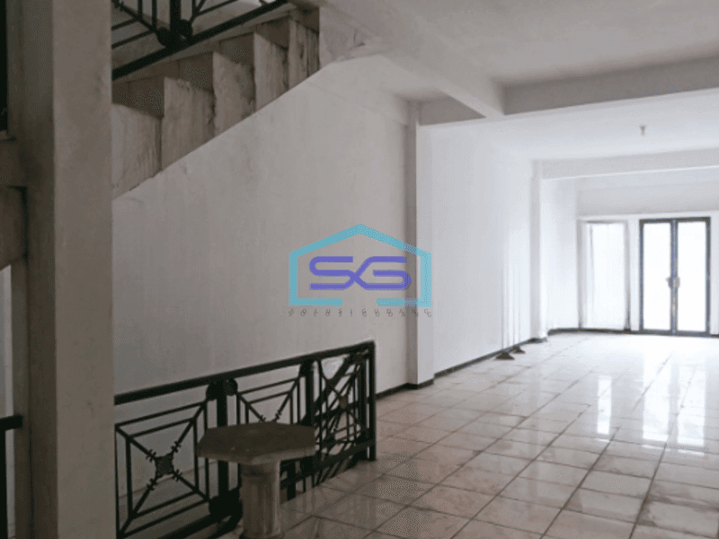 Dijual Ruko 3 Lantai Luas Bangunan  216 m² du Rungkut Surabaya