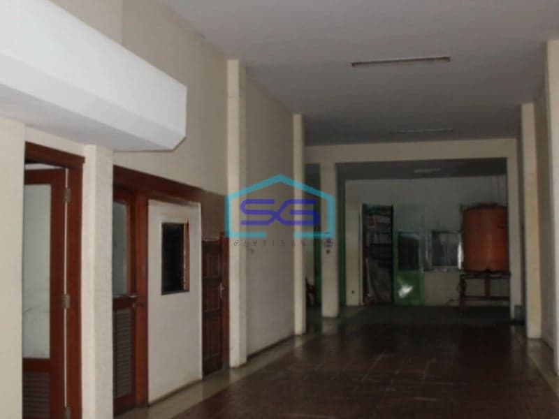 Dijual Gedung Kantor di Jatinegara Jakarta Timur Luas Bangunan 850m2