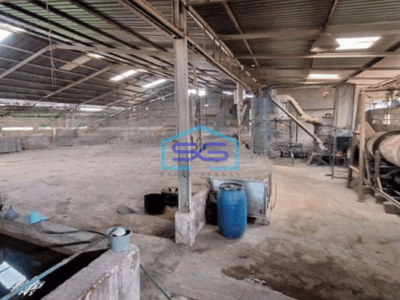 Dijual Gudang Ada Kantor Lokasi Strategis Luas Bangunan 1600 m² di Parung Panjang Bogor