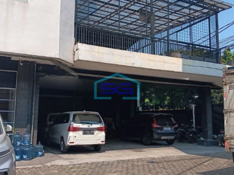 Disewakan Ruang Usaha Lokasi Strategis Posisi Hook Area Kebayoran Baru Jakarta Selatan LB 1500m2