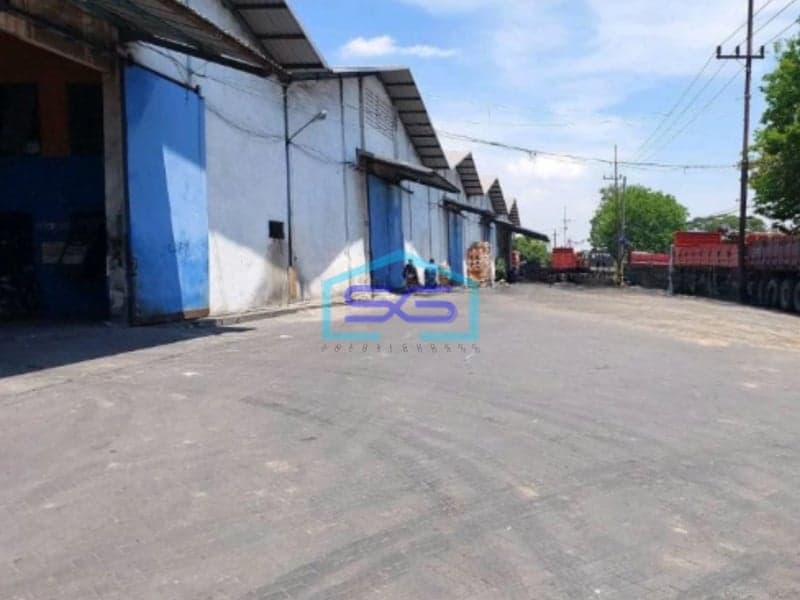 Disewakan Gudang Siap Pakai di Margomulyo Surabaya Dekat Tol dan Pelabuhan LB 3305m2