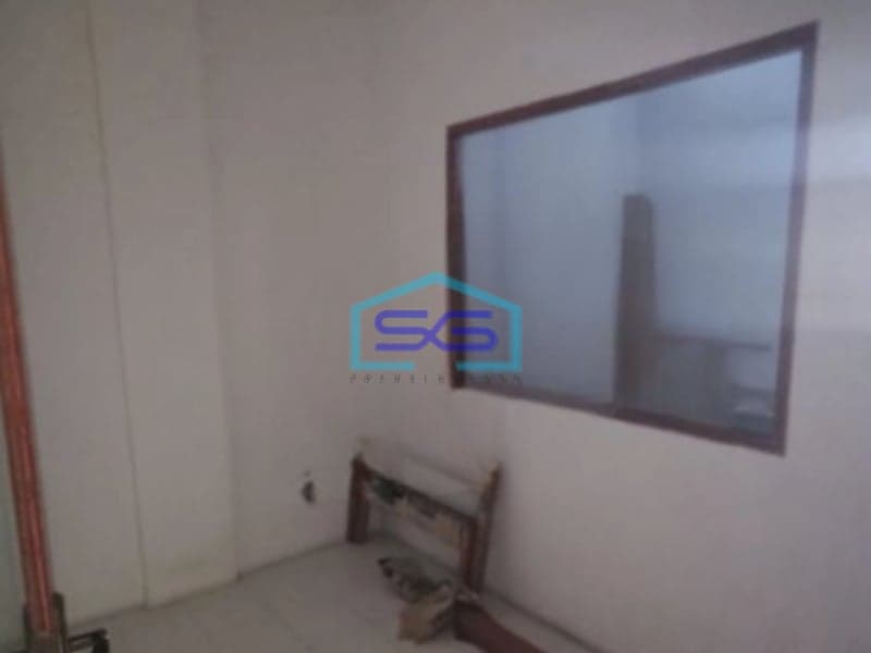 Disewakan Ruko Luas Bangunan 210 m² Lokasi Pluit Jakarta Utara