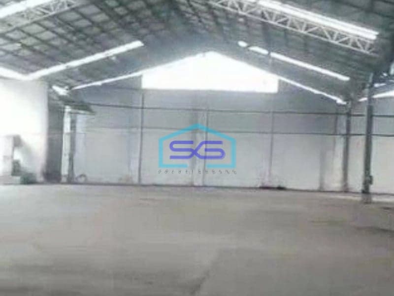 Disewakan Gudang Ada Kantor ex Karoseriwan di Cibinong Bogor Luas Tanah 4800m2