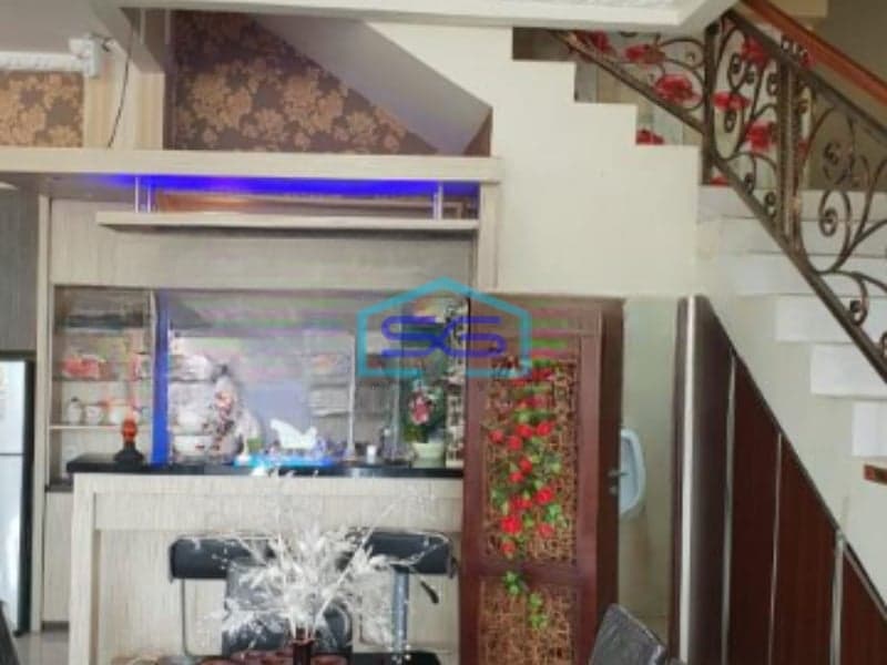 Dijual Ruko Lokasi Pinggir Jalan Raya Benda Tangerang Luas Tanah  420 m²