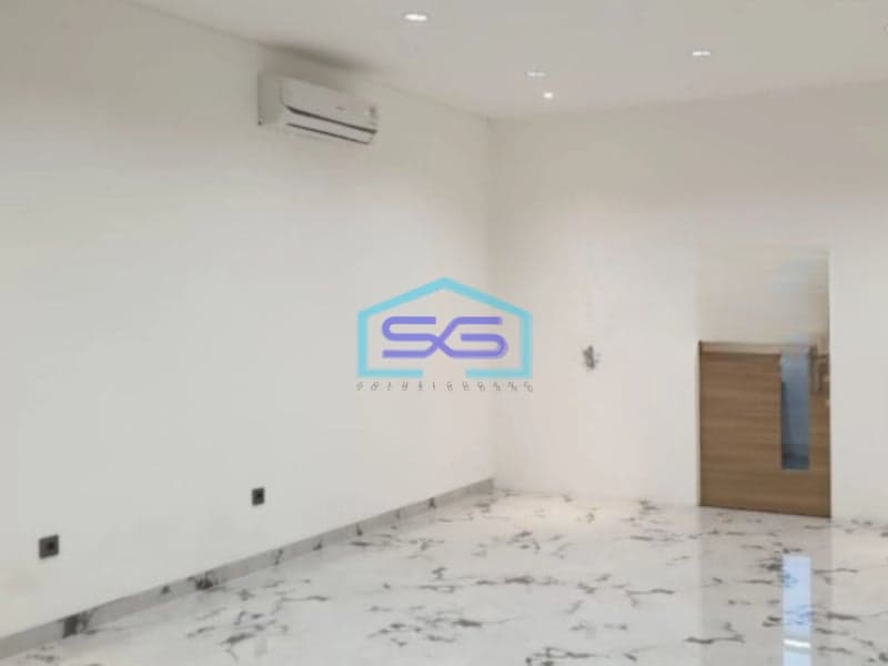 Dijual Kantor Luas Bangunan  220 m² Lokasi Kembangan Jakarta Barat