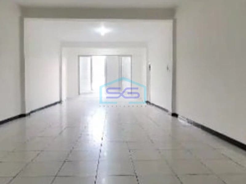 Disewakan Ruko Luas Bangunan 288 m² Lokasi di Surabaya