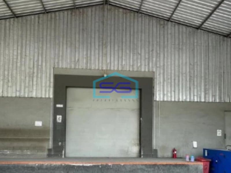 Disewakan Gudang Ada Loading Dock Siap Pakai di Batang Jawa Tengah LB 3800m2