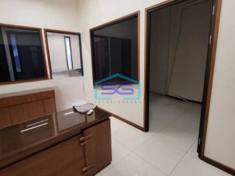Dijual Ruko 3 Lantai Luas Bangunan 210 m²  Lokasi Setra Sari Bandung