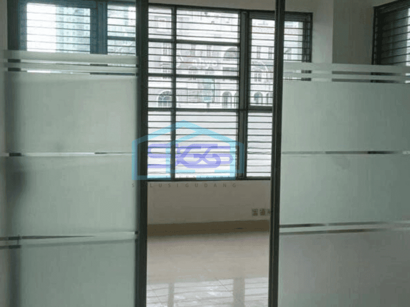 Disewa Ruko 4½ lantai di Inkopal Kelapa Gading, Hadap Jalan Raya. Siap pakai